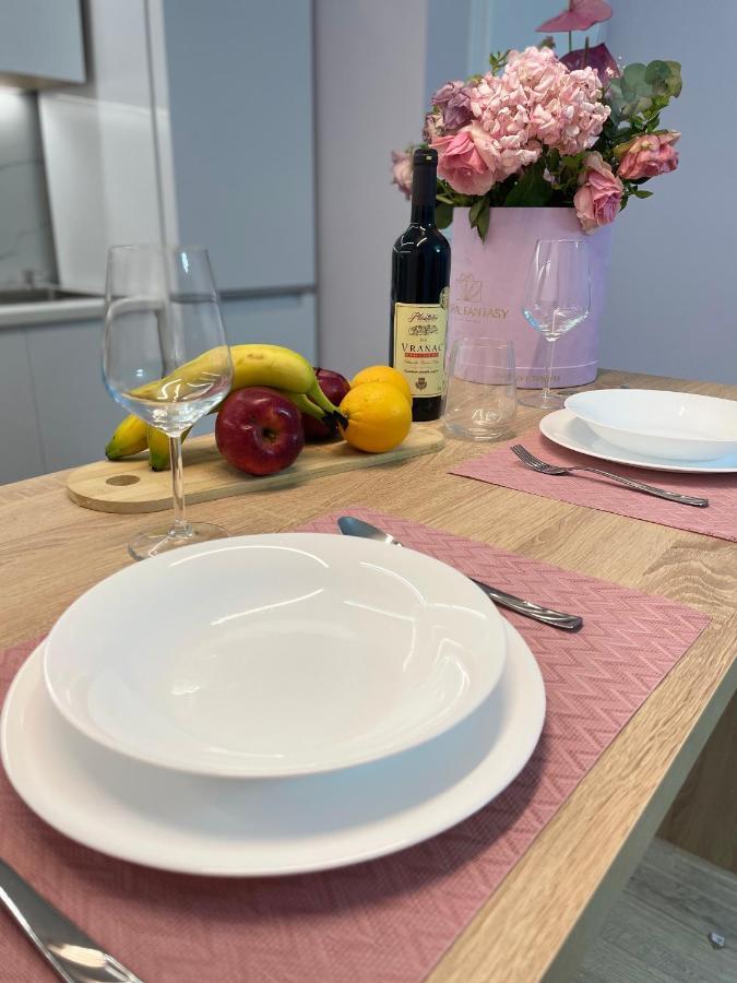 Lovely Apartment Тирана Екстериор снимка