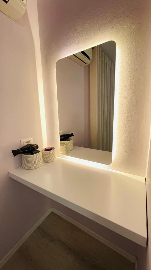 Lovely Apartment Тирана Екстериор снимка