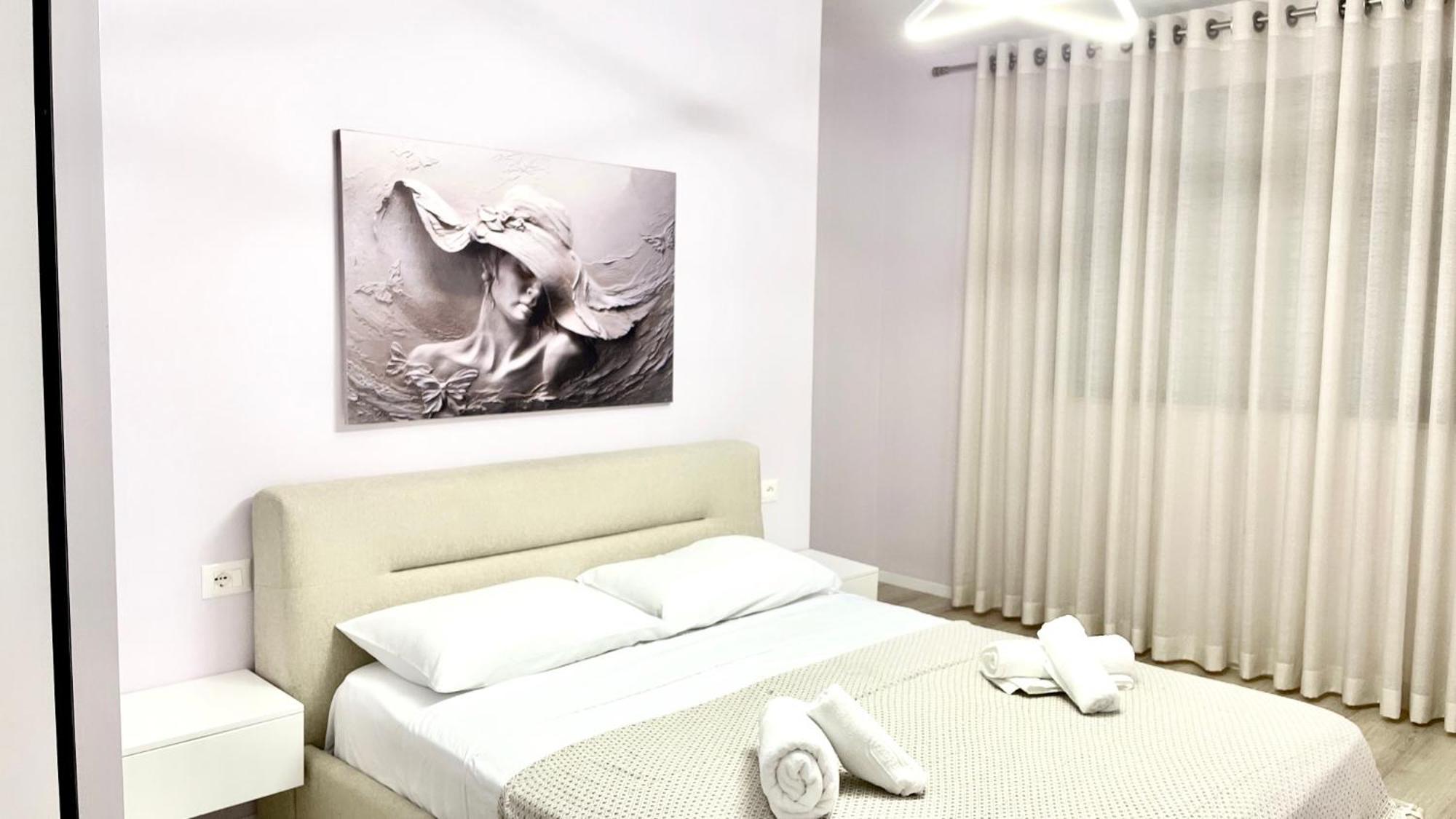 Lovely Apartment Тирана Екстериор снимка