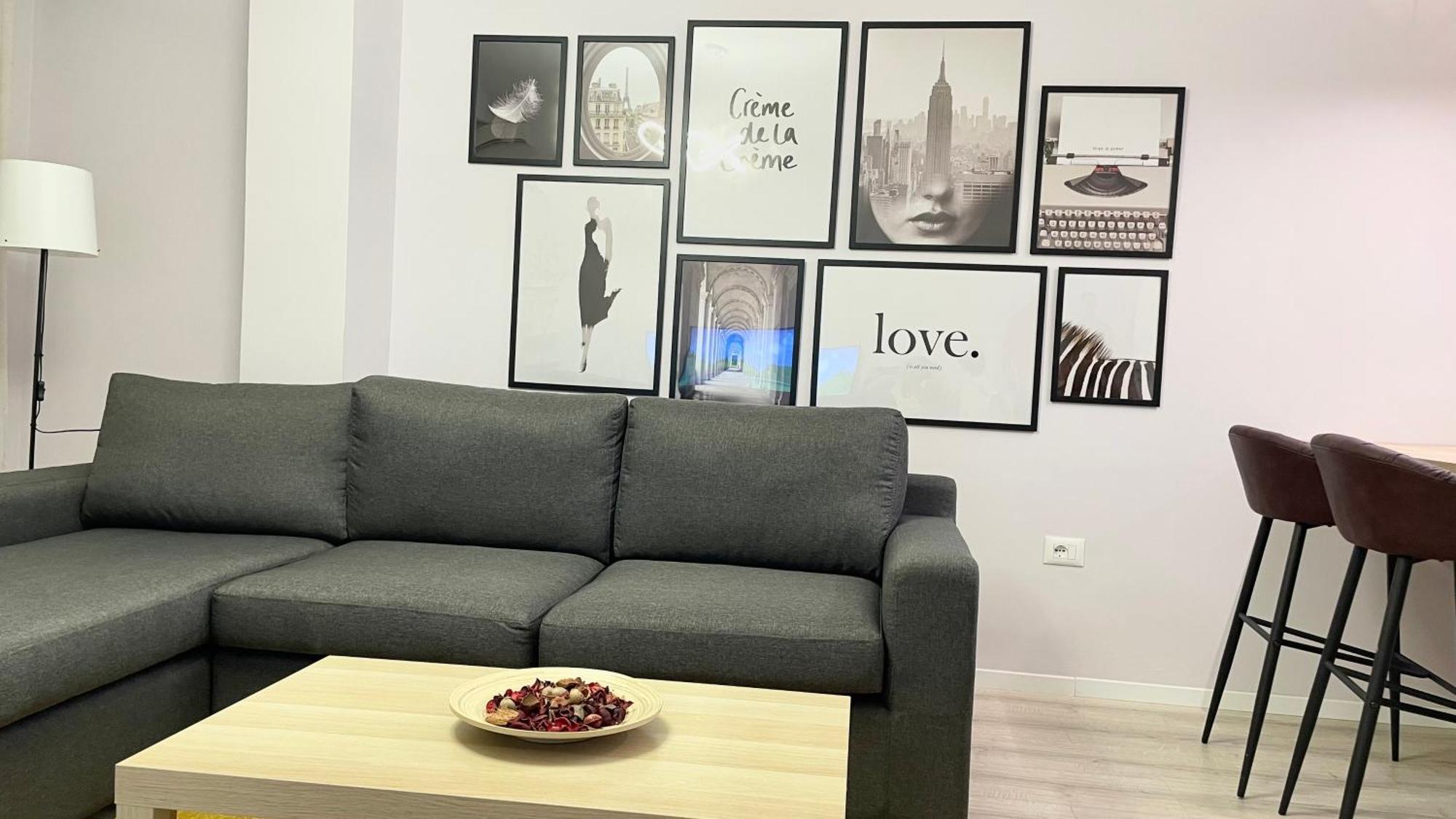 Lovely Apartment Тирана Екстериор снимка